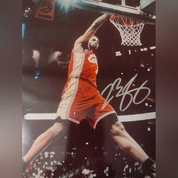 LEBRON JAMES 8.5x11 ULTRA PREMIUM GLOSSY CLEVELAND CAVALIERS BASKETBALL POSTER🤩 - Picture 6 of 8